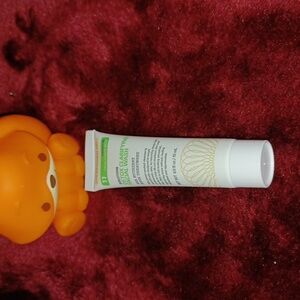 🆕️GOLDFADEN MD Detox Clarifying Facial Wash